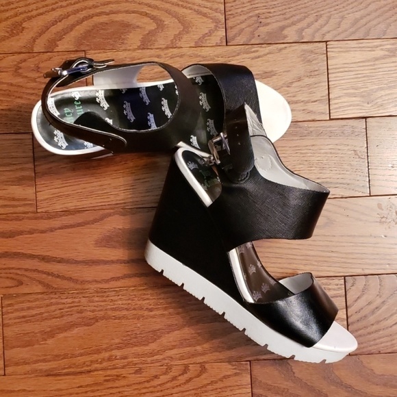 JUICY COUTOURE strappy wedges size 10 - Picture 1 of 5